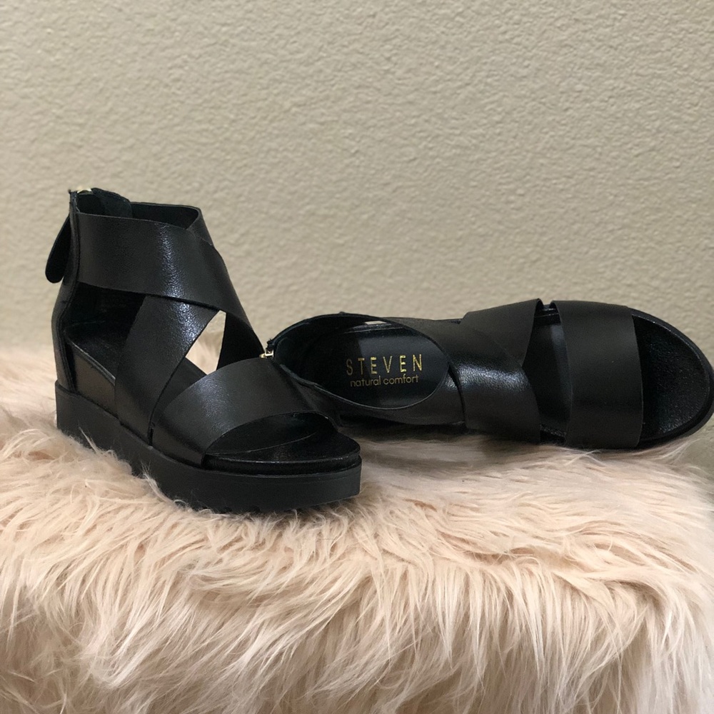 Steve Madden wedgs